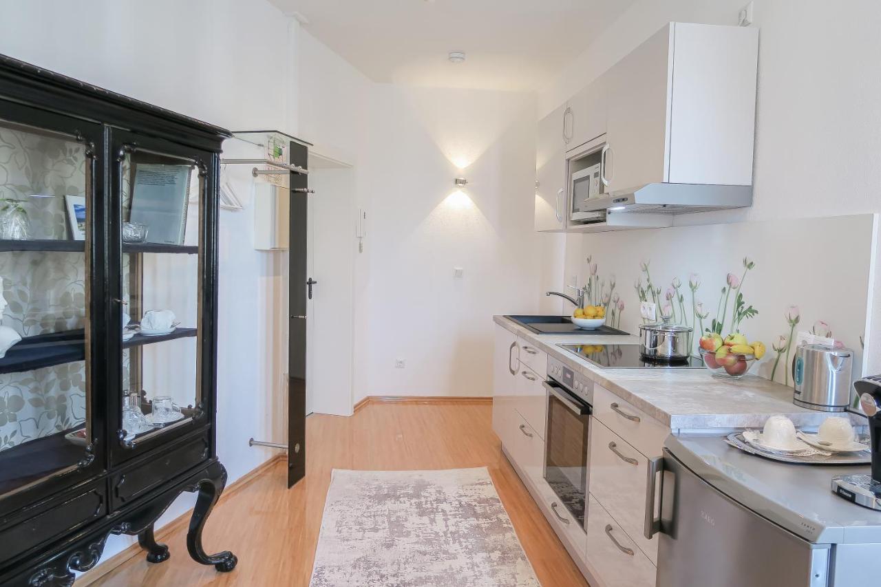 Hotel Service Apartments Am Prinzenplatz Камп-Лінтфорт Екстер'єр фото