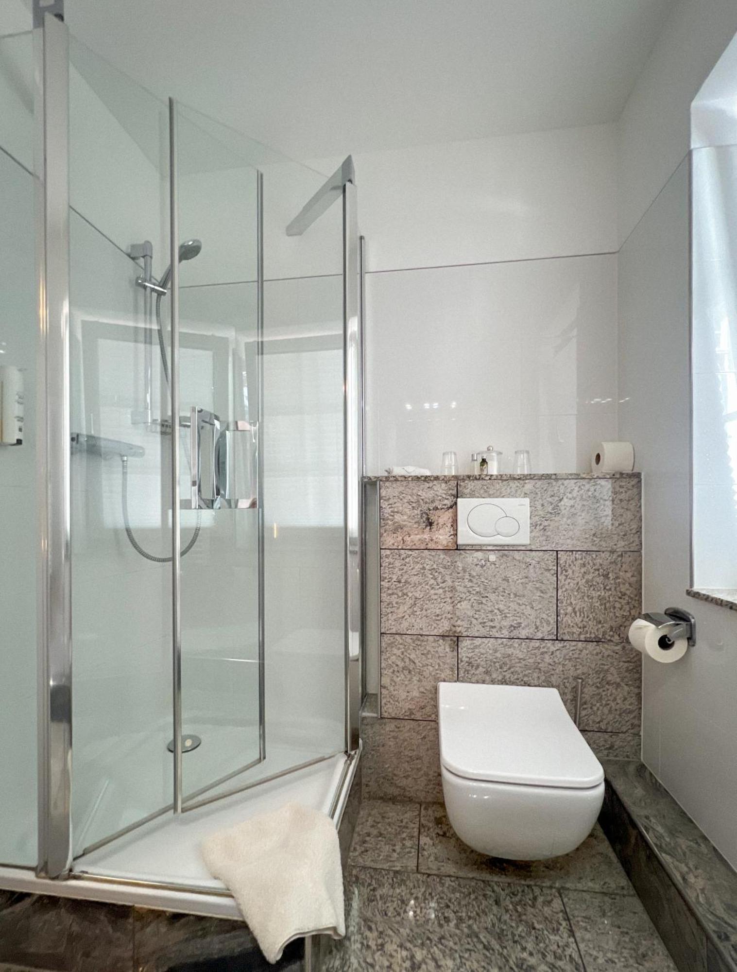 Hotel Service Apartments Am Prinzenplatz Камп-Лінтфорт Екстер'єр фото