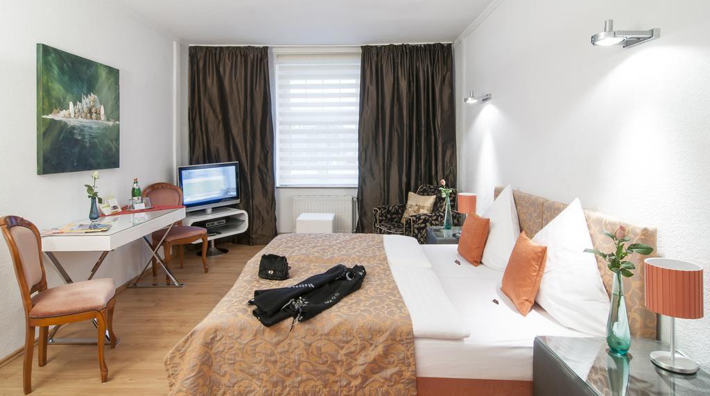 Hotel Service Apartments Am Prinzenplatz Камп-Лінтфорт Номер фото